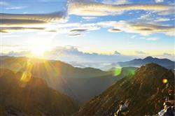 114071_登山仰望.jpg